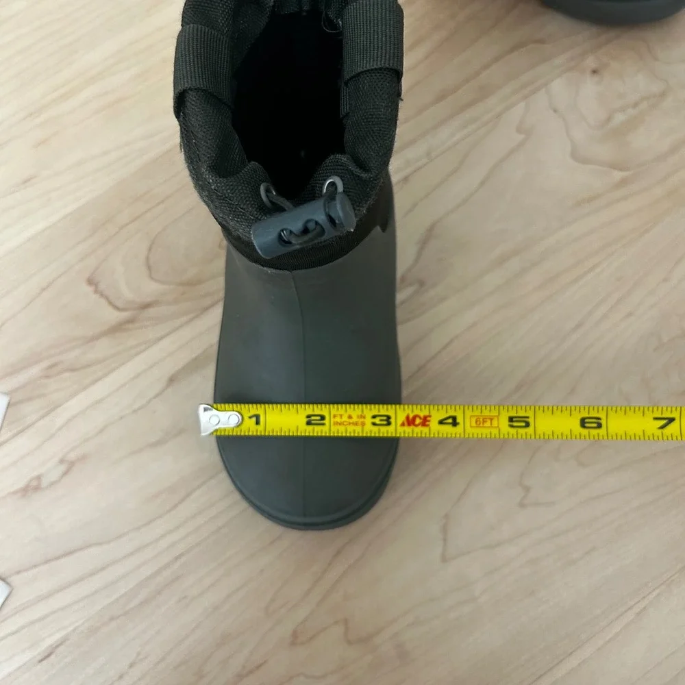 Cat & Jack Toddler Size 7 Olive Green Black Waterproof Rain Boots with Toggles